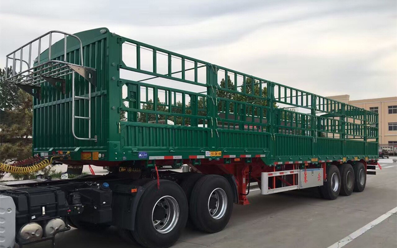 3 Axles Cattle Transport Semi Trailer